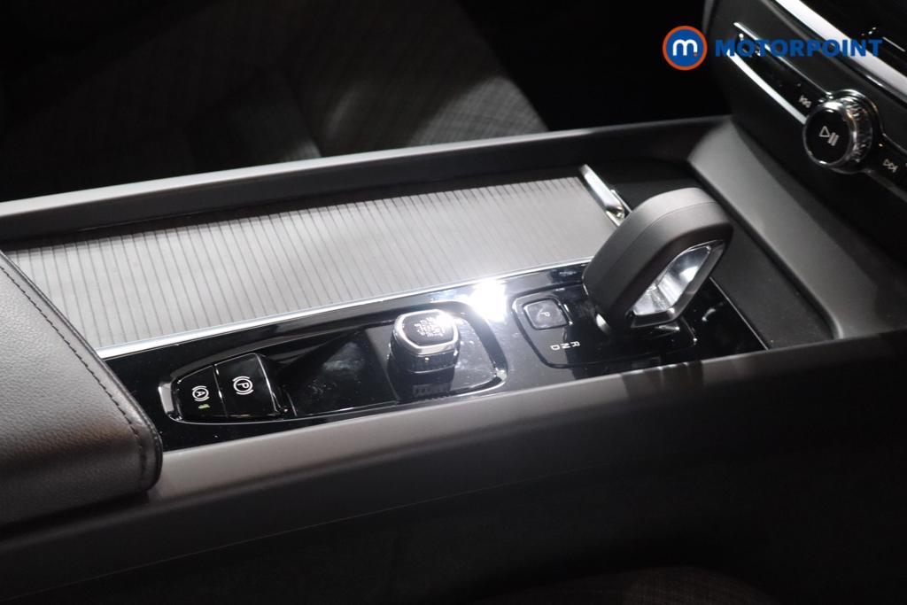 Volvo V60 Core Automatic Petrol Estate - Stock Number (1652855) - 8th supplementary image