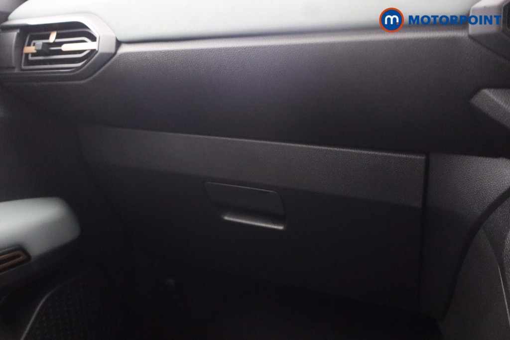Dacia Jogger Extreme Automatic Petrol-Electric Hybrid People Carrier - Stock Number (1653115) - 11th supplementary image
