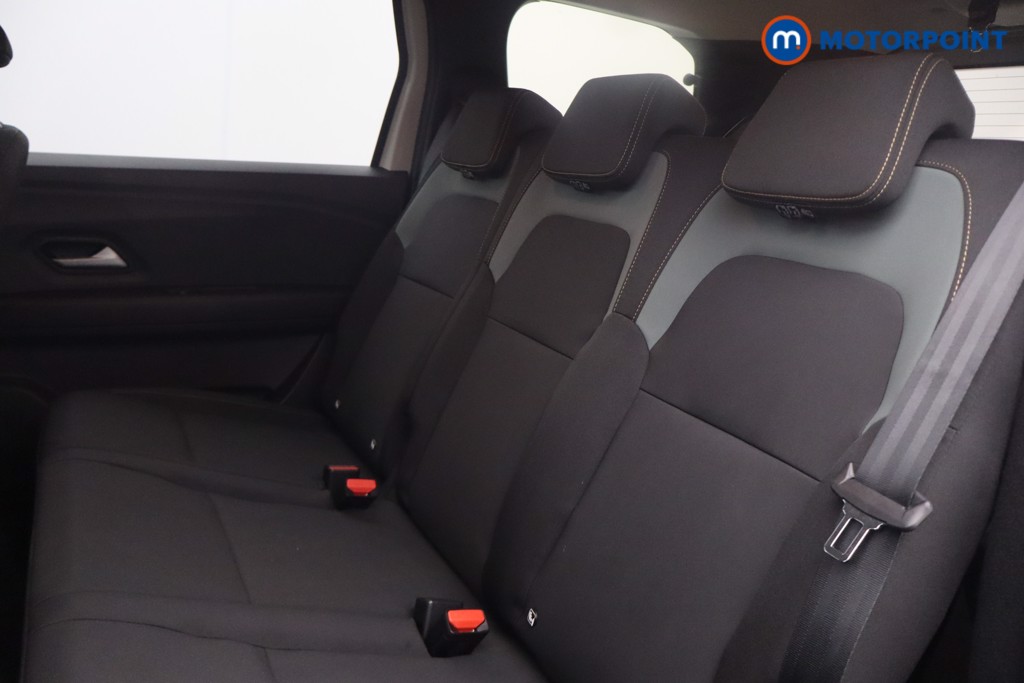Dacia Jogger Extreme Automatic Petrol-Electric Hybrid People Carrier - Stock Number (1653115) - 24th supplementary image