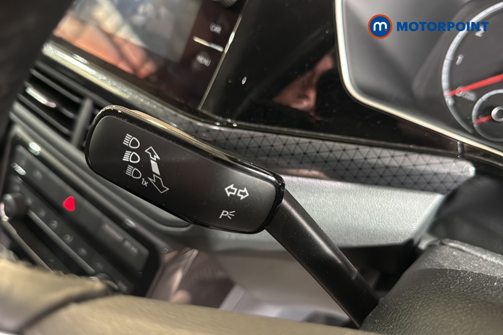 Volkswagen T-Cross SEL Automatic Petrol SUV - Stock Number (1627434) - 5th supplementary image