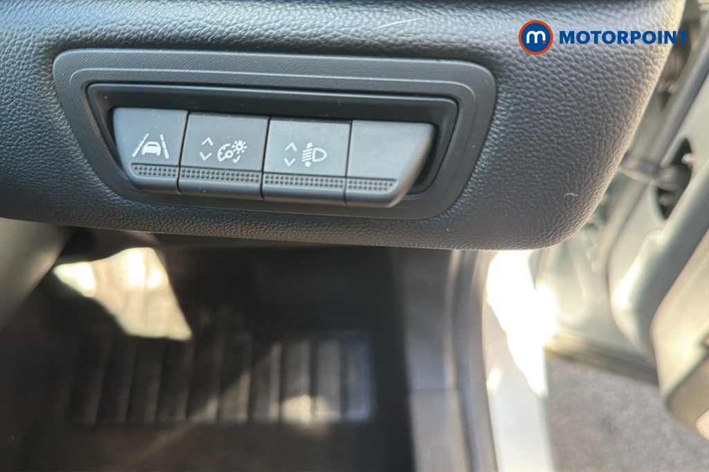 Renault Captur Rive Gauche Automatic Petrol-Electric Hybrid SUV - Stock Number (1630548) - 11th supplementary image