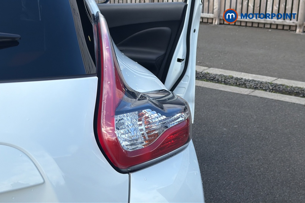 Nissan Juke Tekna Manual Diesel SUV - Stock Number (1633893) - 36th supplementary image