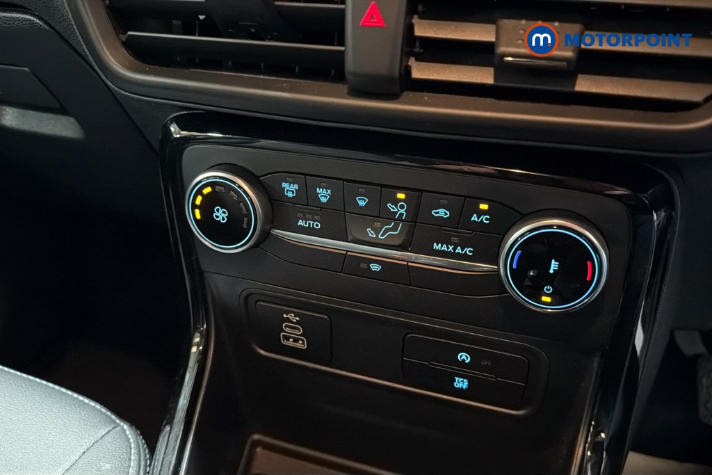 Ford Ecosport Active Manual Petrol SUV - Stock Number (1635116) - 12th supplementary image