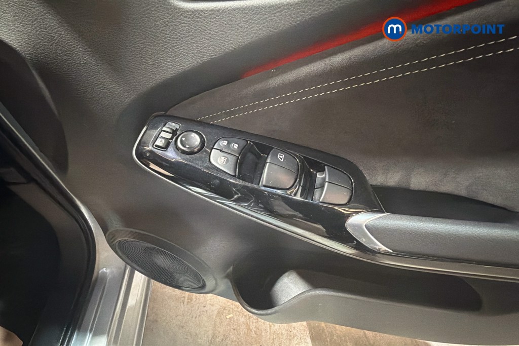 Nissan Juke Tekna-Plus Automatic Petrol SUV - Stock Number (1636609) - 20th supplementary image