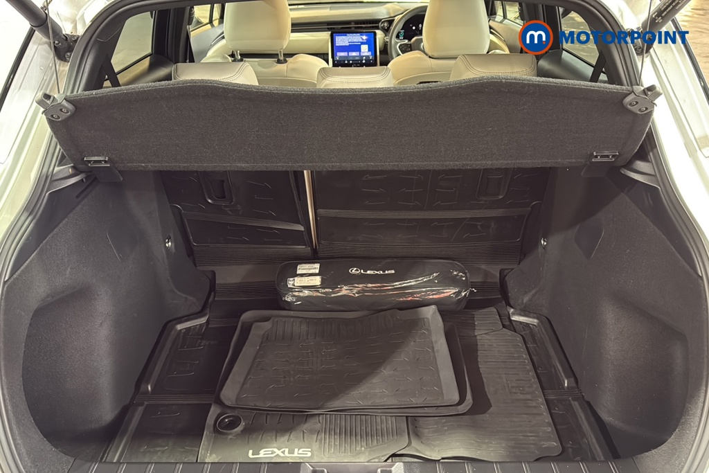 Lexus LBX Premium Plus Automatic Petrol-Electric Hybrid SUV - Stock Number (1636914) - 30th supplementary image