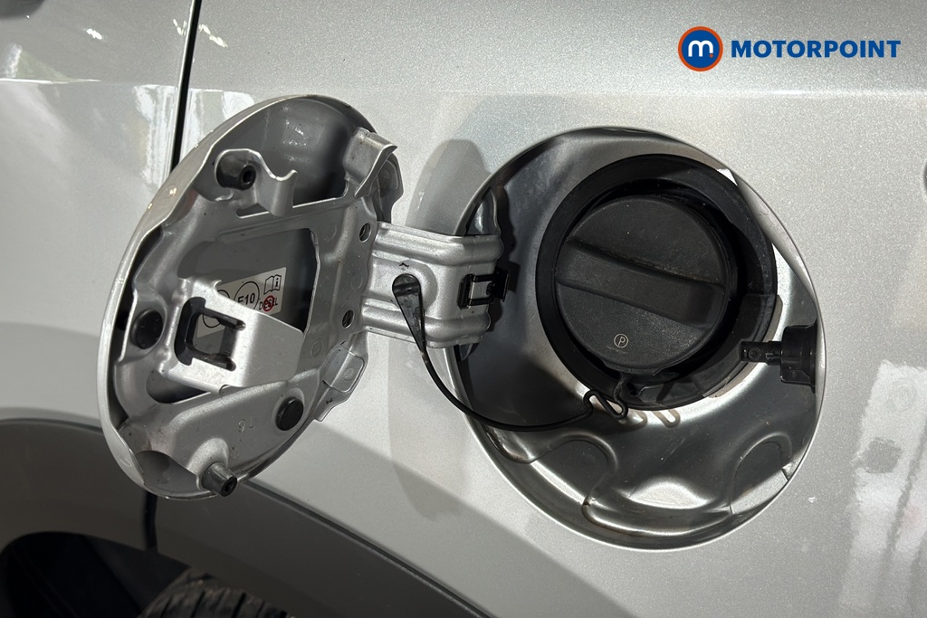Lexus LBX Premium Plus Automatic Petrol-Electric Hybrid SUV - Stock Number (1636914) - 41st supplementary image