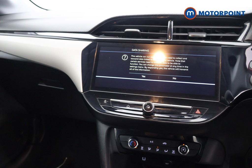 Vauxhall Corsa Design Manual Petrol Hatchback - Stock Number (1637990) - 9th supplementary image