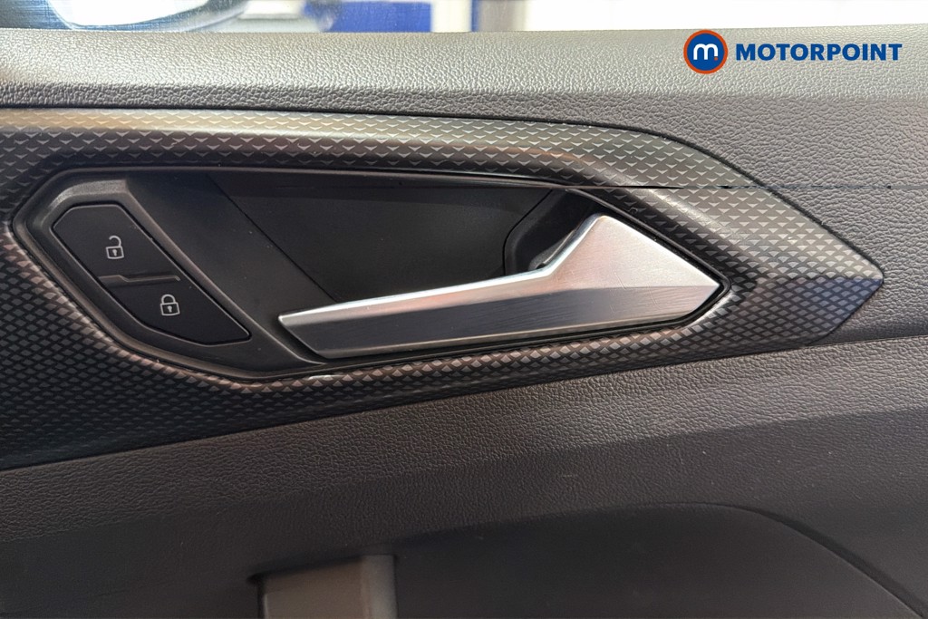 Volkswagen T-Cross SE Manual Petrol SUV - Stock Number (1641932) - 42nd supplementary image