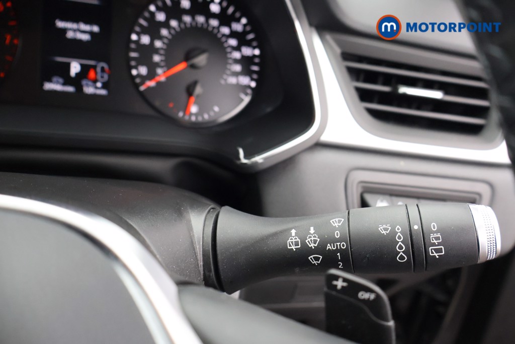 Renault Captur Iconic Automatic Petrol SUV - Stock Number (1642136) - 6th supplementary image