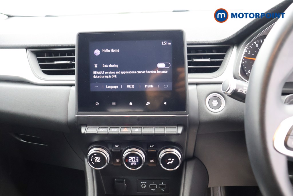 Renault Captur Iconic Automatic Petrol SUV - Stock Number (1642136) - 8th supplementary image
