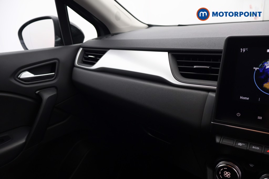 Renault Captur Iconic Automatic Petrol SUV - Stock Number (1642136) - 10th supplementary image