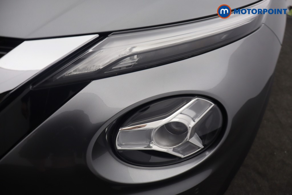 Nissan Juke N-Connecta Manual Petrol SUV - Stock Number (1642328) - 26th supplementary image
