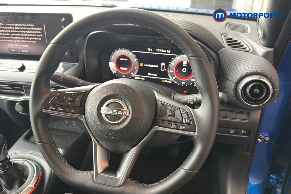 Nissan Juke N-Connecta Manual Petrol SUV - Stock Number (1642464) - 2nd supplementary image