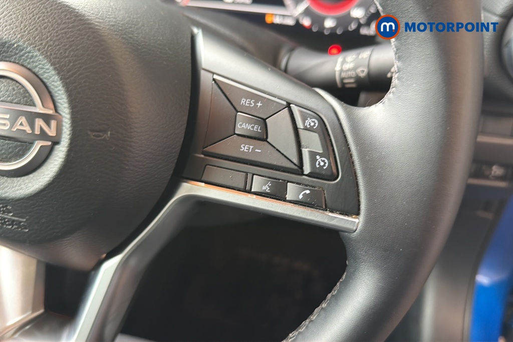 Nissan Juke N-Connecta Manual Petrol SUV - Stock Number (1642464) - 3rd supplementary image