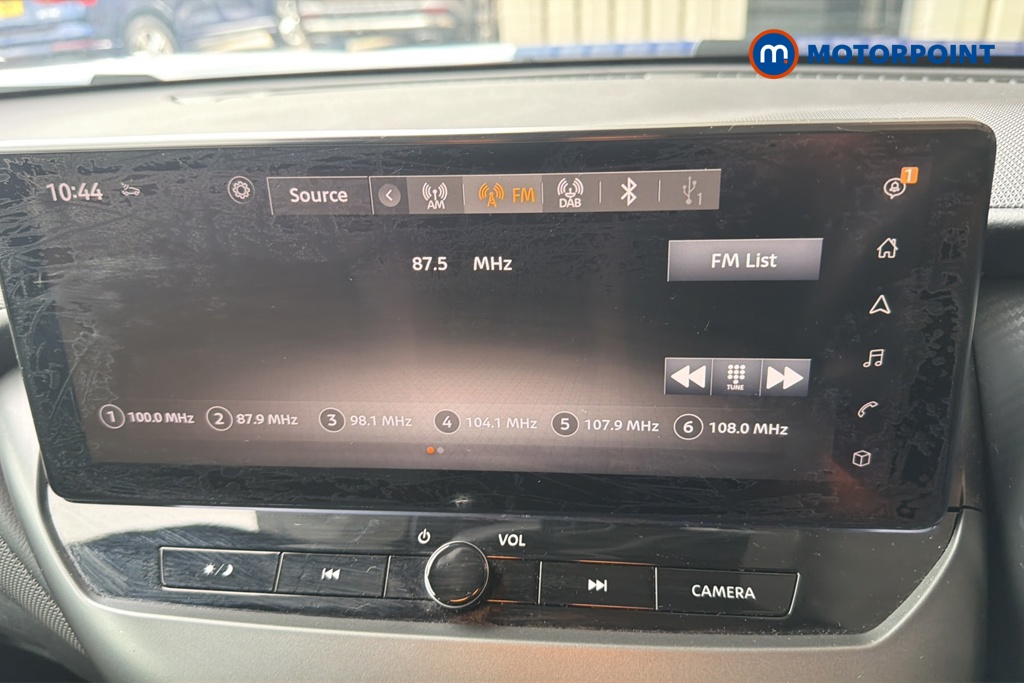 Nissan Juke N-Connecta Manual Petrol SUV - Stock Number (1642464) - 8th supplementary image