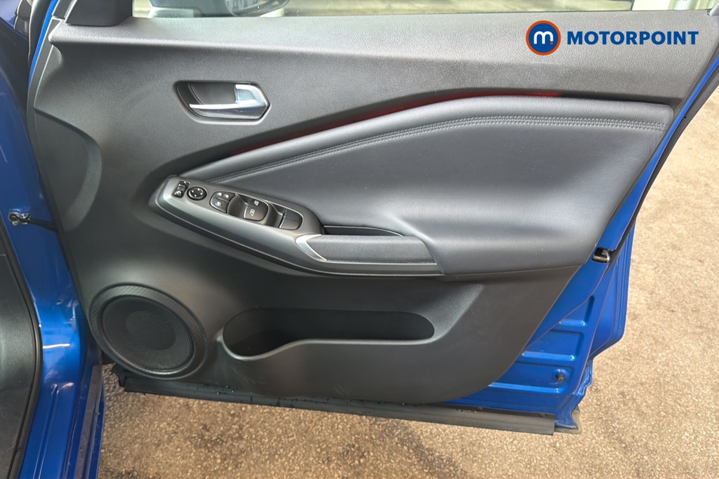 Nissan Juke N-Connecta Manual Petrol SUV - Stock Number (1642464) - 18th supplementary image