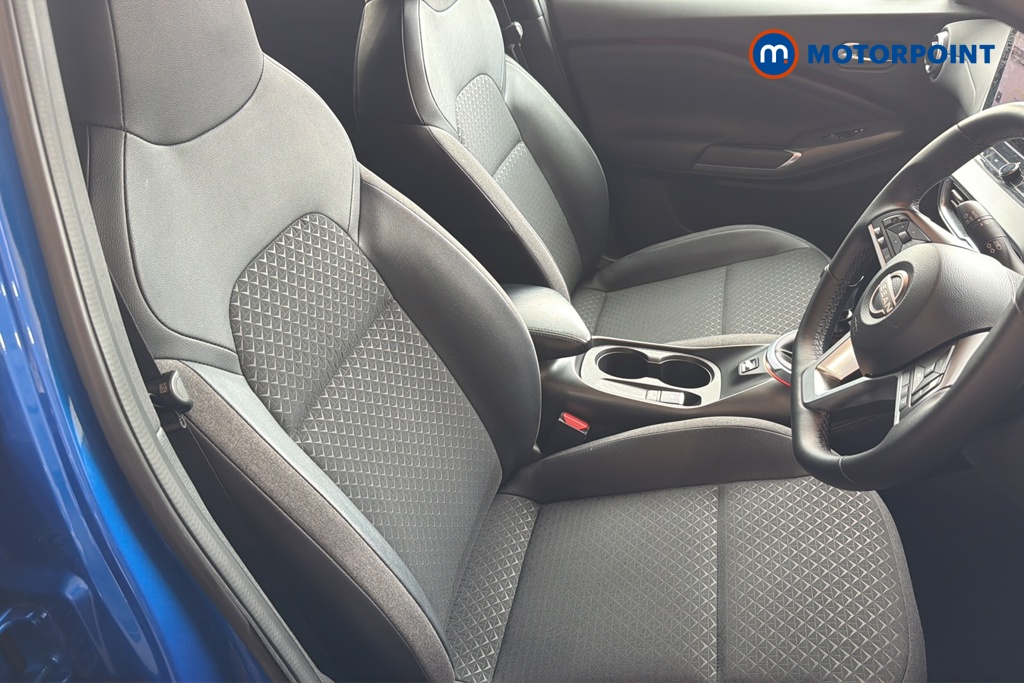 Nissan Juke N-Connecta Manual Petrol SUV - Stock Number (1642464) - 22nd supplementary image
