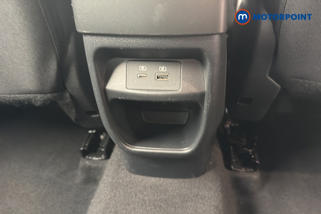 Nissan Juke N-Connecta Manual Petrol SUV - Stock Number (1642464) - 28th supplementary image