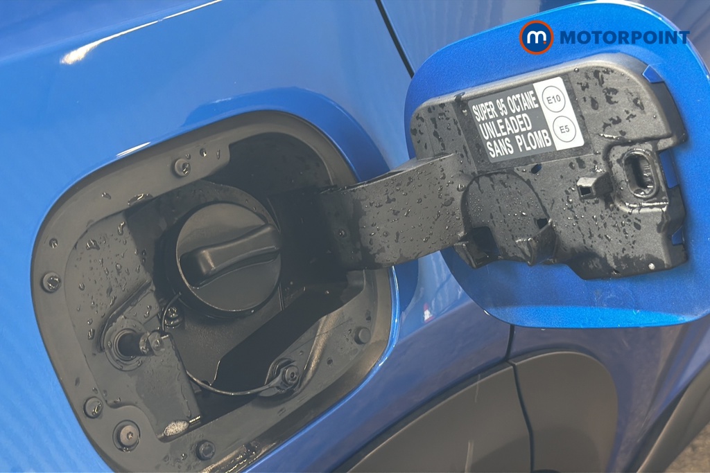 Nissan Juke N-Connecta Manual Petrol SUV - Stock Number (1642464) - 41st supplementary image