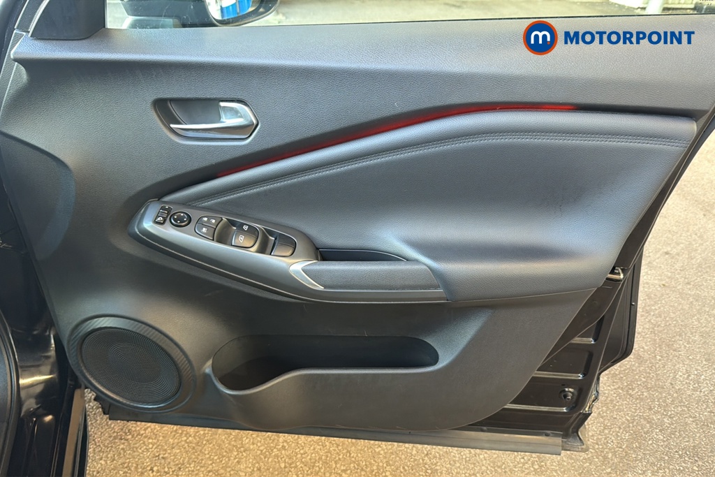 Nissan Juke N-Connecta Manual Petrol SUV - Stock Number (1642469) - 18th supplementary image