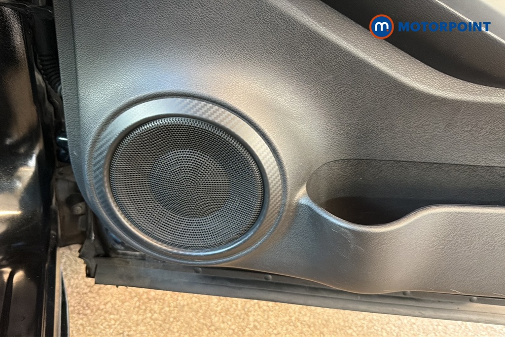 Nissan Juke N-Connecta Manual Petrol SUV - Stock Number (1642469) - 21st supplementary image