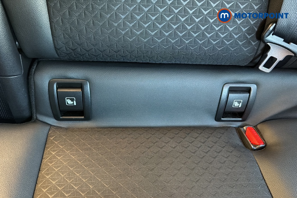 Nissan Juke N-Connecta Manual Petrol SUV - Stock Number (1642469) - 27th supplementary image
