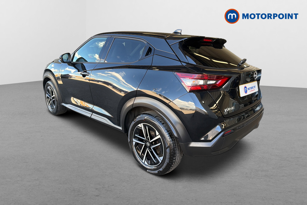 Nissan Juke N-Connecta Manual Petrol SUV - Stock Number (1642469) - Drivers side rear corner
