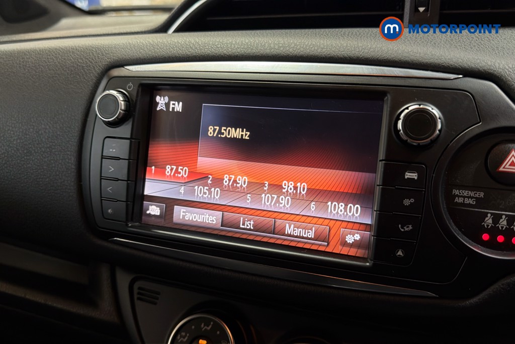 Toyota Yaris Design Manual Petrol Hatchback - Stock Number (1642999) - 9th supplementary image