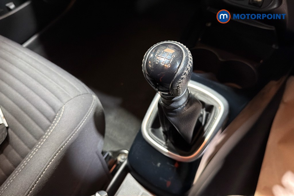 Toyota Yaris Design Manual Petrol Hatchback - Stock Number (1642999) - 15th supplementary image