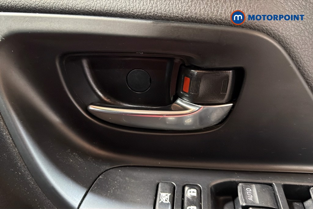 Toyota Yaris Design Manual Petrol Hatchback - Stock Number (1642999) - 42nd supplementary image