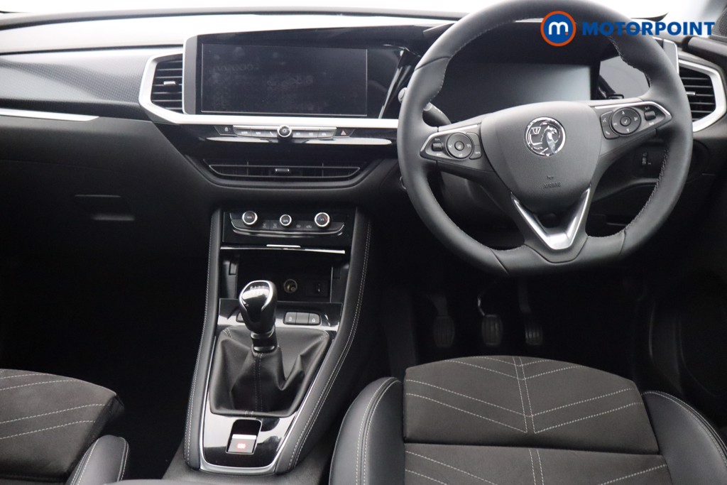 Vauxhall Grandland Ultimate Manual Petrol SUV - Stock Number (1643031) - 9th supplementary image