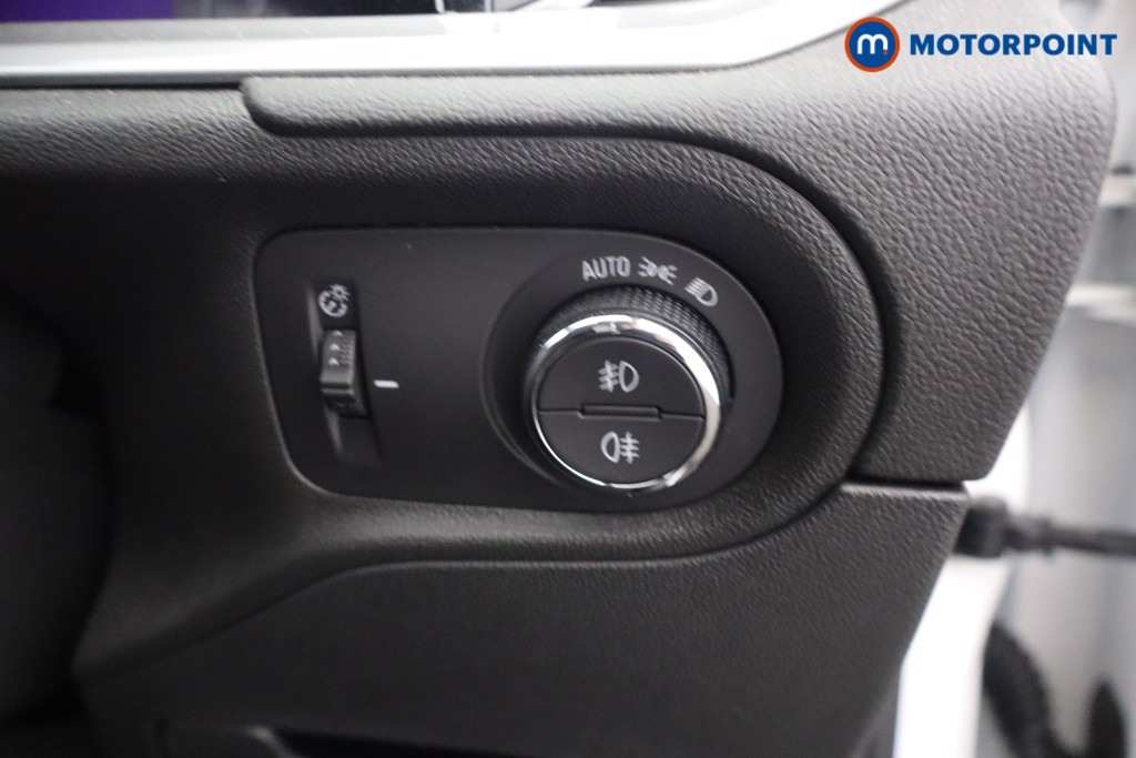 Vauxhall Grandland Ultimate Manual Petrol SUV - Stock Number (1643031) - 13th supplementary image