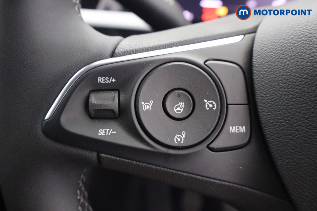Vauxhall Grandland Ultimate Manual Petrol SUV - Stock Number (1643031) - 15th supplementary image