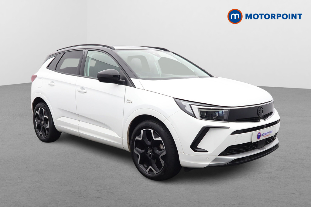 Vauxhall Grandland Ultimate Manual Petrol SUV - Stock Number (1643031) - Drivers side front corner