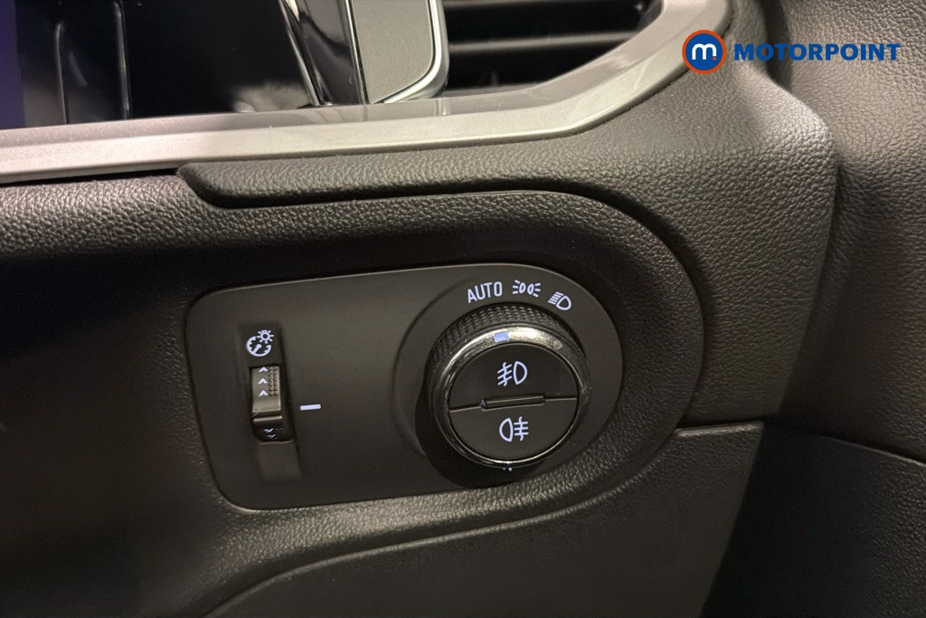 Vauxhall Grandland Ultimate Manual Petrol SUV - Stock Number (1643042) - 18th supplementary image
