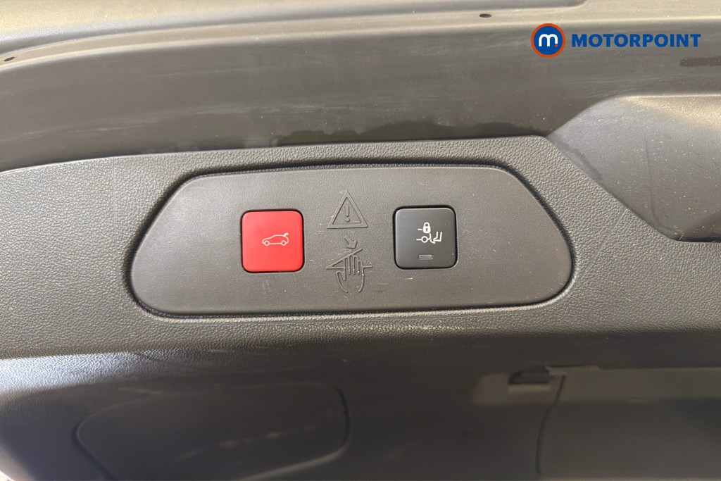Vauxhall Grandland Ultimate Manual Petrol SUV - Stock Number (1643042) - 35th supplementary image