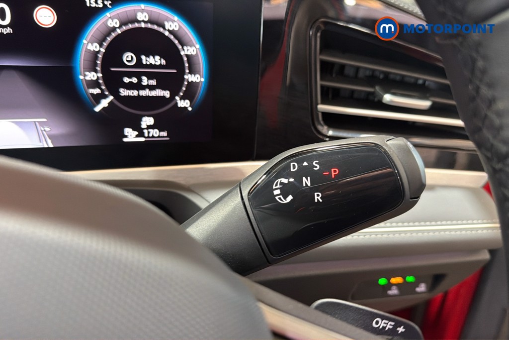 Volkswagen Passat Life Automatic Petrol Plug-In Hybrid Estate - Stock Number (1643775) - 15th supplementary image