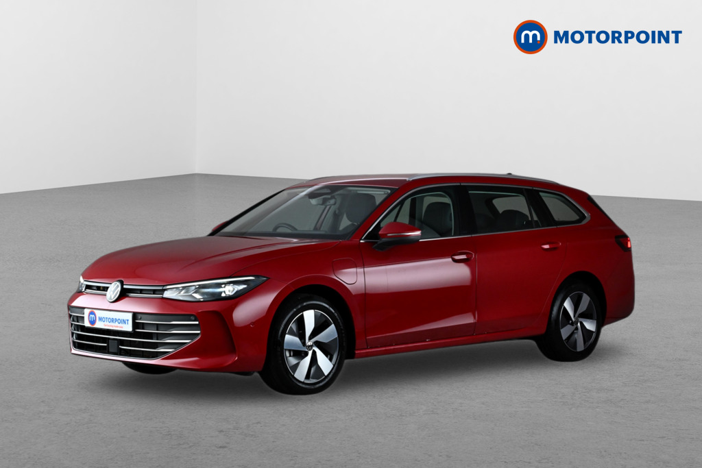 Volkswagen Passat Life Automatic Petrol Plug-In Hybrid Estate - Stock Number (1643775) - Passenger side front corner