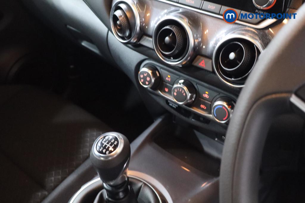Nissan Juke Visia Manual Petrol SUV - Stock Number (1644568) - 2nd supplementary image
