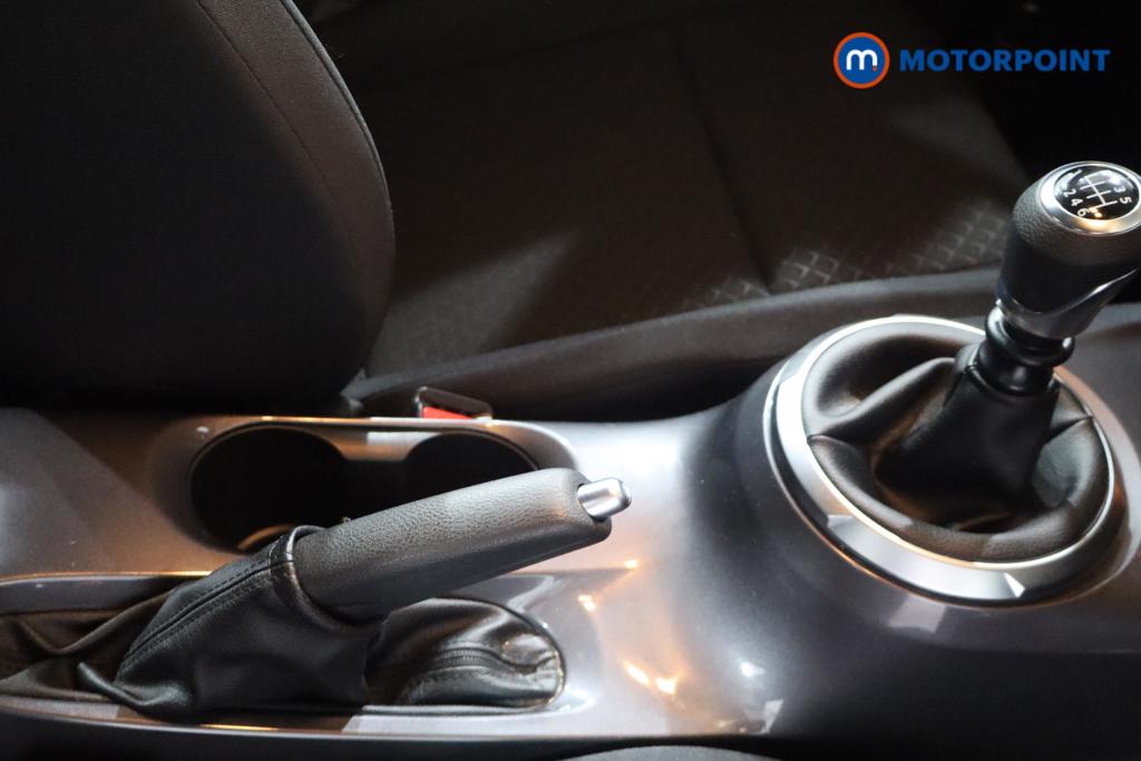 Nissan Juke Visia Manual Petrol SUV - Stock Number (1644568) - 3rd supplementary image