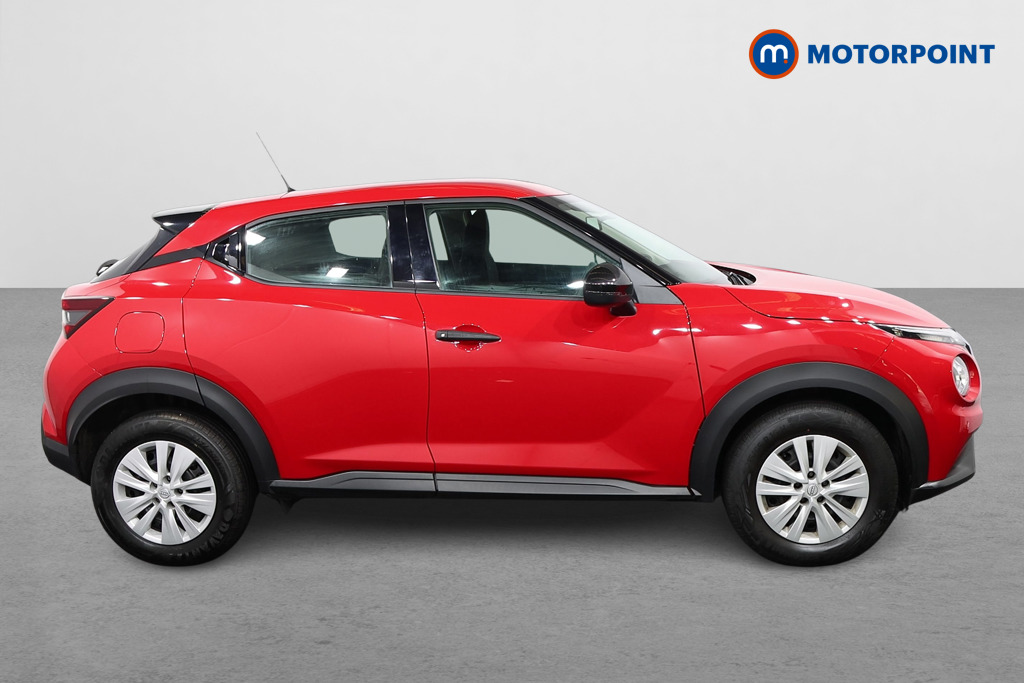Nissan Juke Visia Manual Petrol SUV - Stock Number (1644568) - Drivers side