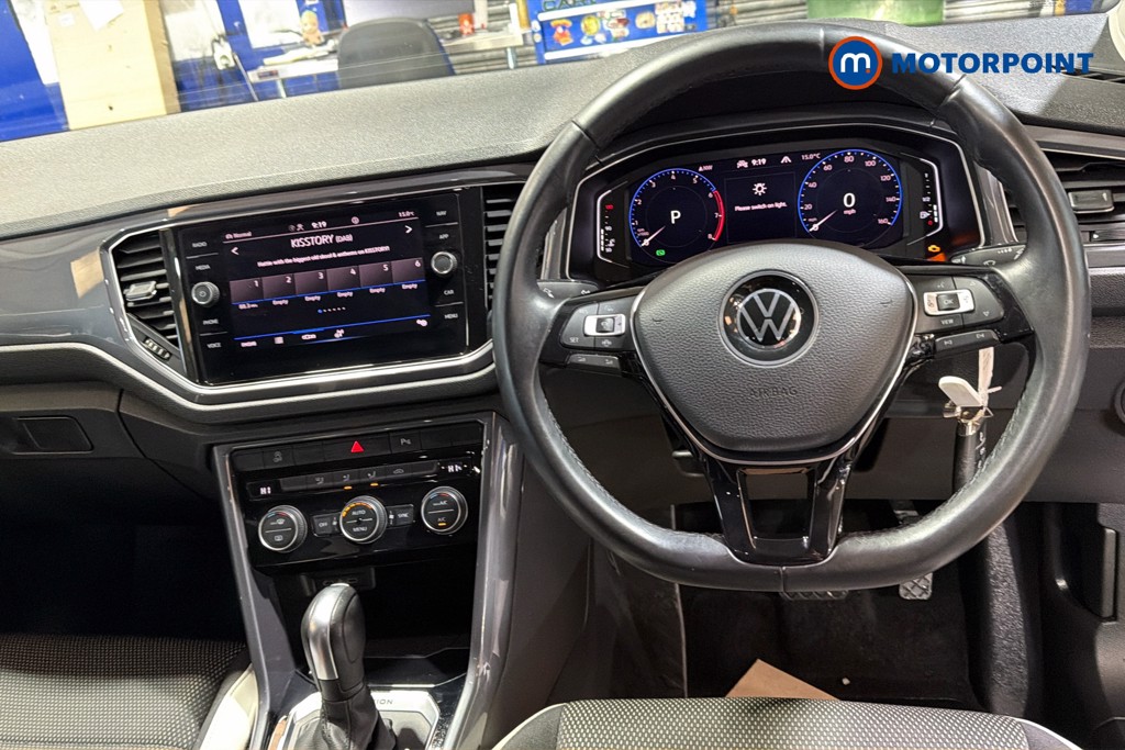 Volkswagen T-Roc SEL Automatic Petrol SUV - Stock Number (1645123) - 2nd supplementary image