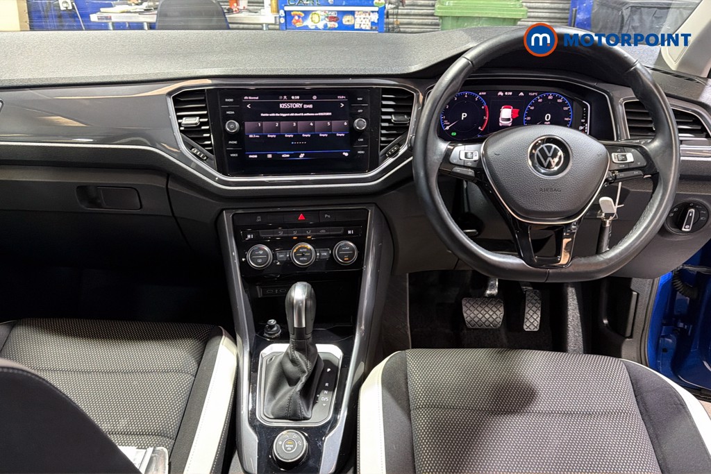 Volkswagen T-Roc SEL Automatic Petrol SUV - Stock Number (1645123) - 1st supplementary image