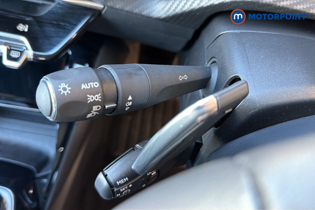 Peugeot 2008 Allure Automatic Petrol SUV - Stock Number (1645347) - 5th supplementary image