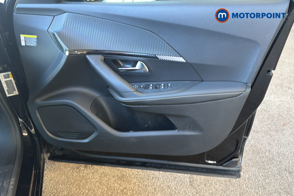 Peugeot 2008 Allure Automatic Petrol SUV - Stock Number (1645347) - 18th supplementary image