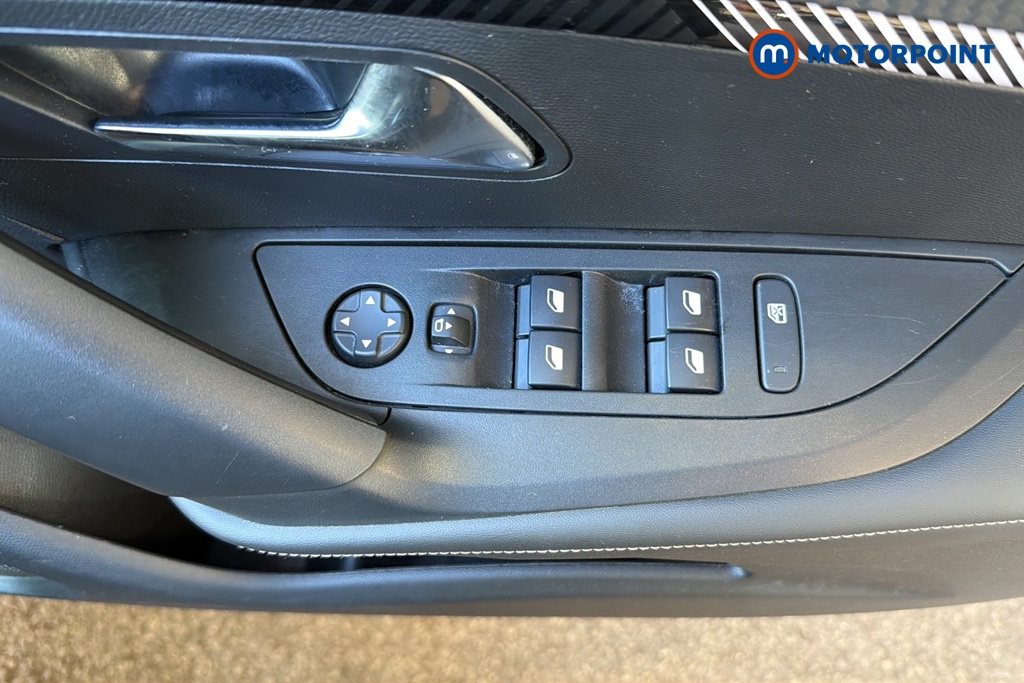 Peugeot 2008 Allure Automatic Petrol SUV - Stock Number (1645347) - 19th supplementary image