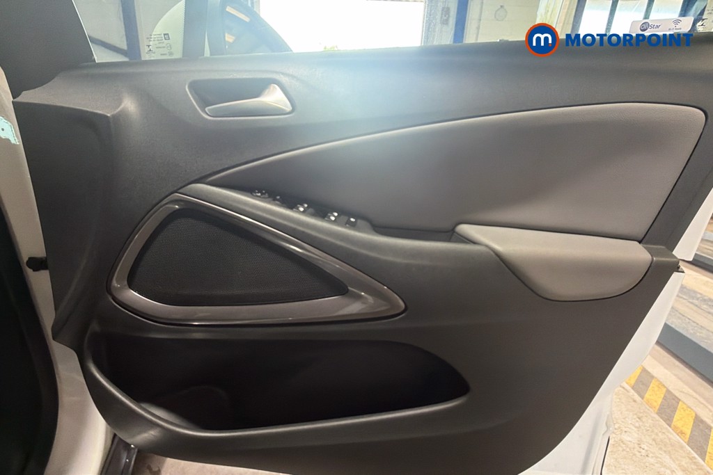 Vauxhall Crossland X Elite Nav Manual Petrol SUV - Stock Number (1645609) - 19th supplementary image