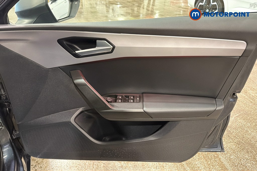 Seat Leon FR Manual Petrol Hatchback - Stock Number (1646699) - 19th supplementary image