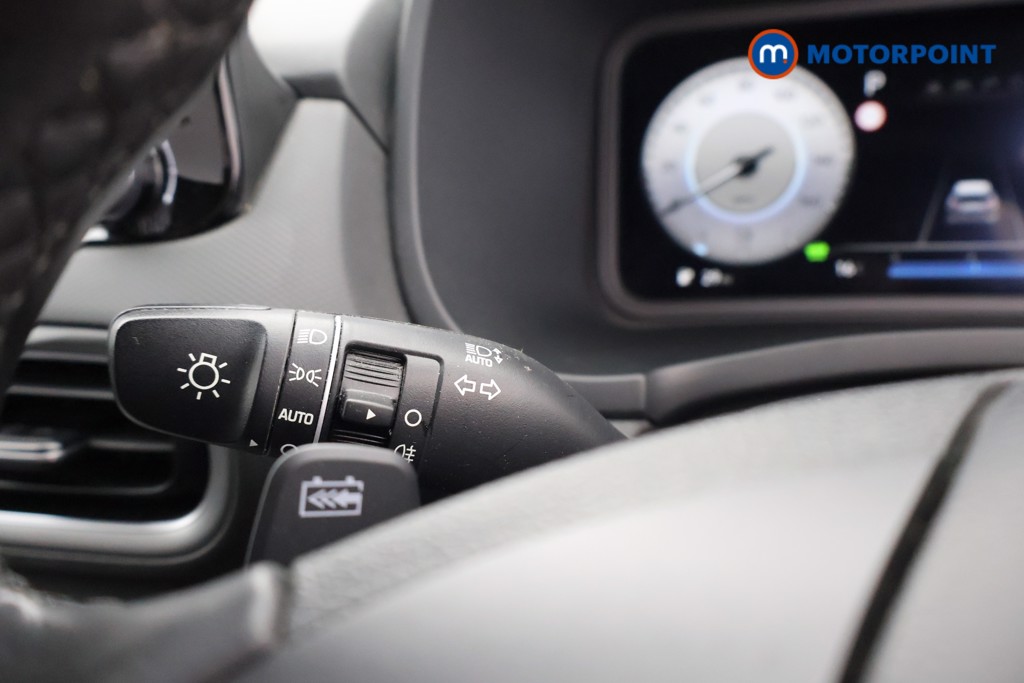 Hyundai Kona Premium Automatic Electric SUV - Stock Number (1646716) - 5th supplementary image