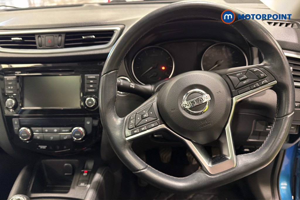 Nissan Qashqai N-Connecta Manual Petrol SUV - Stock Number (1647077) - 2nd supplementary image